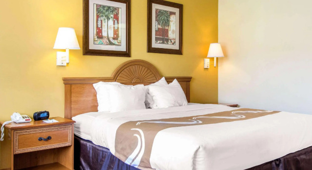 Двухместный номер Standard Rodeway Inn Central Clearwater Beach