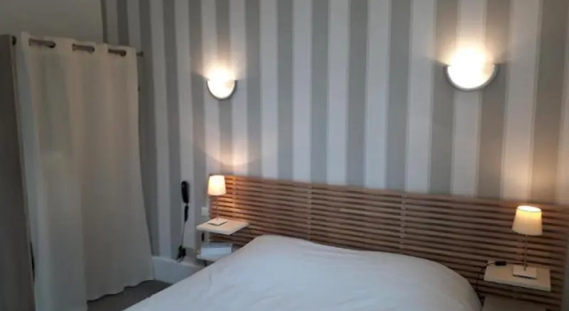 Двухместный номер Standard Logis Hotels - Au Colombier du Touron