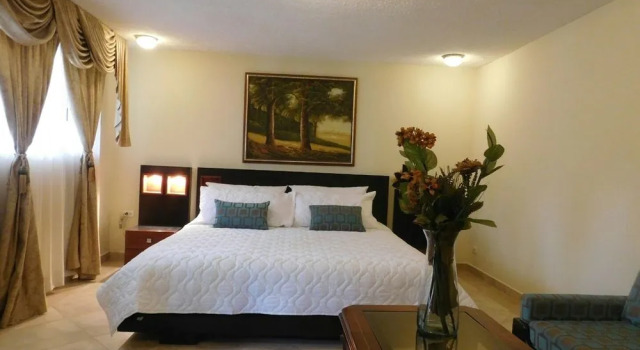 Quinta Natura Hotel, Book Hotel Hotels in Checa with Breakfast, Breakfasts