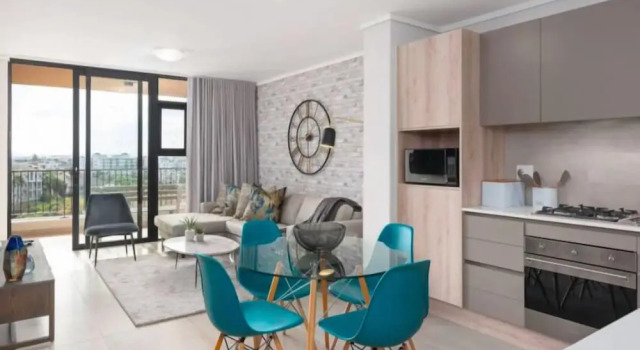 Апартаменты с балконом Waters Edge Apartments