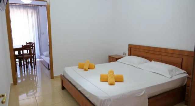 Четырёхместный номер Standard с балконом Aleksander ApartHotel