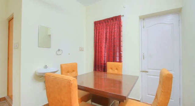 OYO 15856 Home 2BHK Near Rock Beach, Забронировать Отель Отели штата Тамилнада 3 звезды, 3*