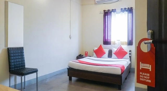 OYO 9910 Sambram Inn