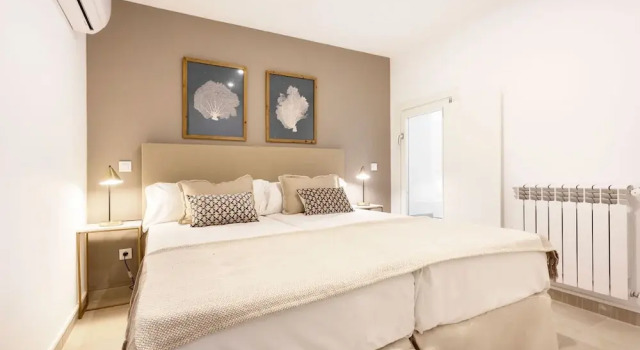 Lovely 2-bedroom Apartment in Exclusive Area of Madrid Madrazo V, Забронировать Апартаменты/квартира Мадрид Провинция Мадрид, рядом с Дом-музей Лопе де Вега