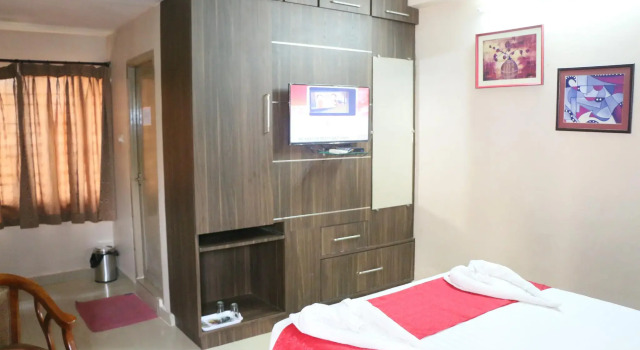 Люкс Deluxe Hotel Akshaya