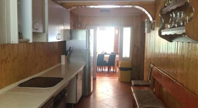 Коттедж с балконом и с красивым видом из окна Cabana Ovidiu