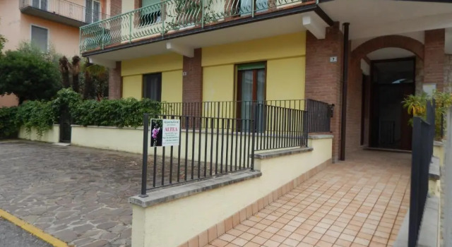 Appartamenti Altea, Забронировать Отель Колумбарий Сирмионе 