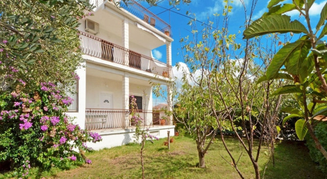 Apartments Petar