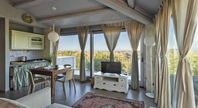 Villa Iris in Scicli, Book Villa Hotels in Sicily with Parking, Parking