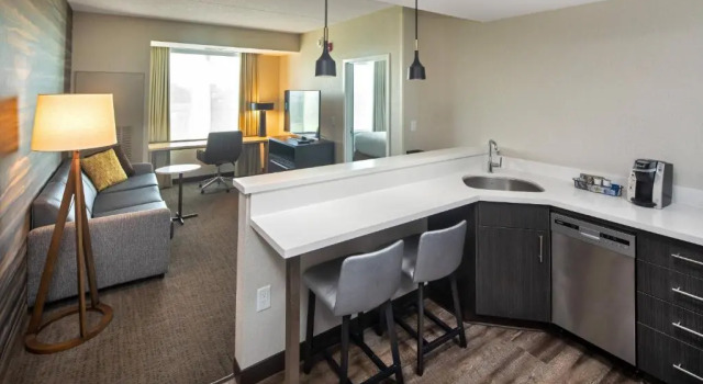 Люкс Residence Inn by Marriott Toronto Mississauga West