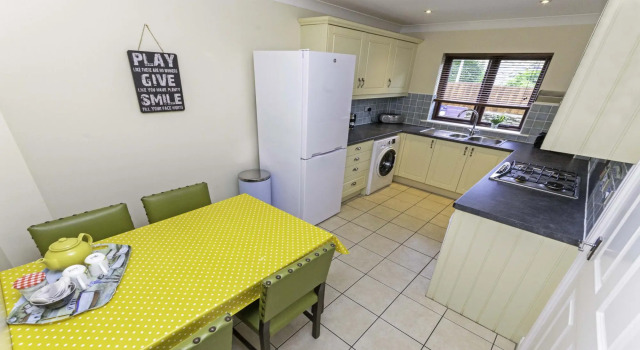 Oysters Sleeps 6 Modern Villa Dog Friendly, Забронировать Вилла Отели Сонтон 3 звезды, 3*