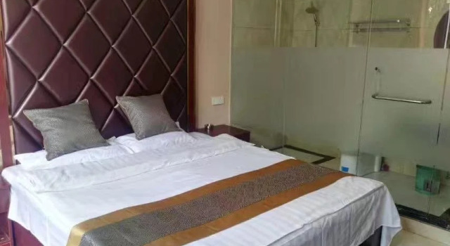 Jinhe Hotel