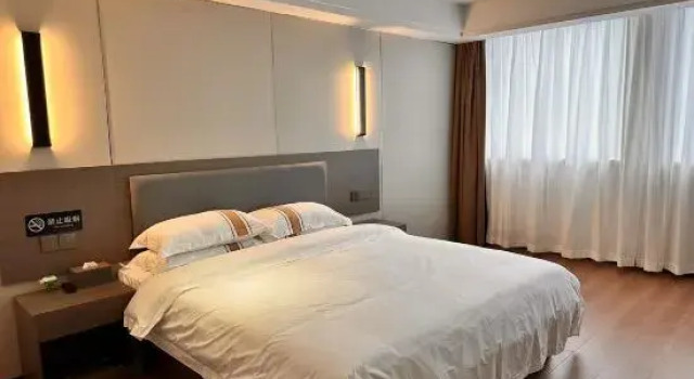 Lihang Hotel (Center Square Store, Tonglu), Rezerwuj Hotel Hotele 3-gwiazdkowe w Tonglu, 3*
