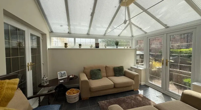 Коттедж 3 Bed House - Sleeps 6 - Parking - Garden - WIfi