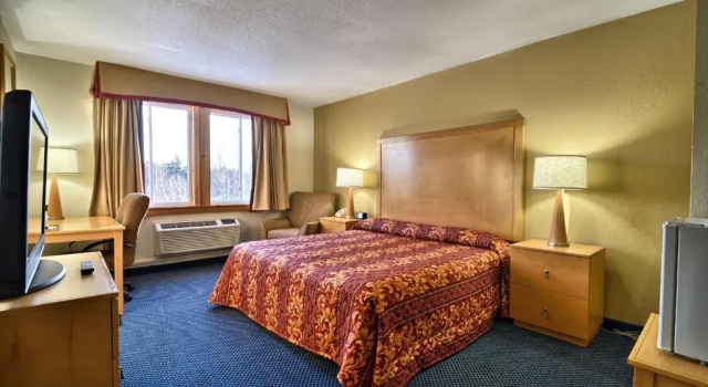 Люкс Katahdin Inn & Suites