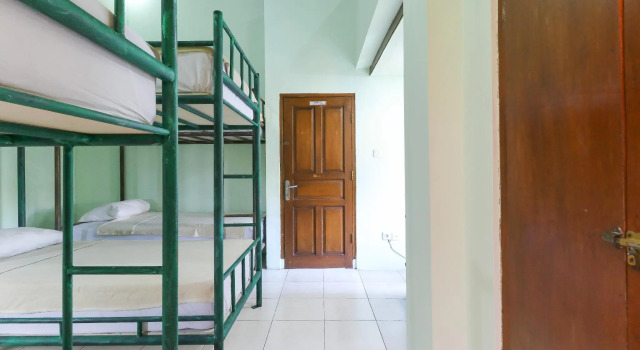 Кровать в общем номере (женский номер) с 6 комнатами Buki Hostel Canggu - Adults Only