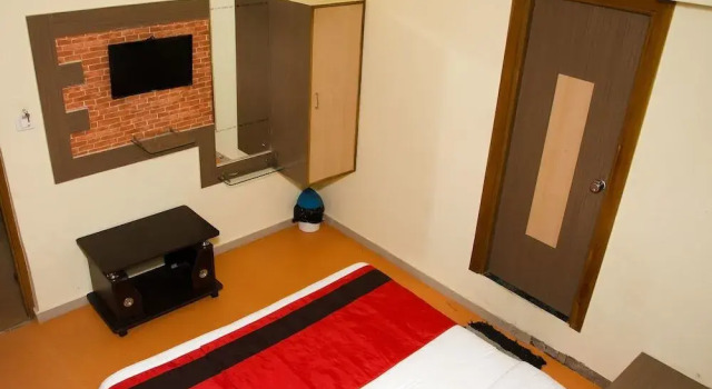 OYO Rooms Prahlad Nagar Garden 3, Boek Hotel Hotels in Gujarat met ontbijt, Ontbijt