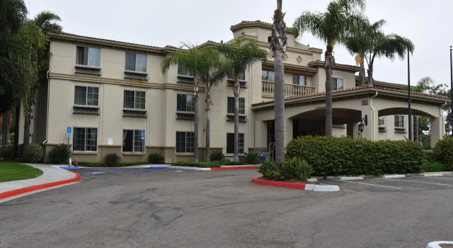 Studio 6 Carlsbad CA, Забронировать Отель СПА-отели Карлсбад, рядом с Museum of Making Music, SPA-услуги