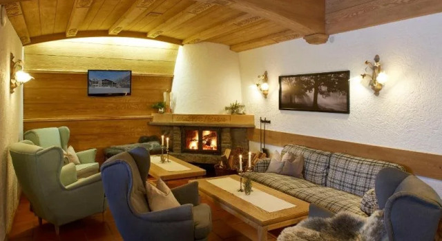 Hotel Föhrenhof, Reservar Hotel Stanzach Lechtal