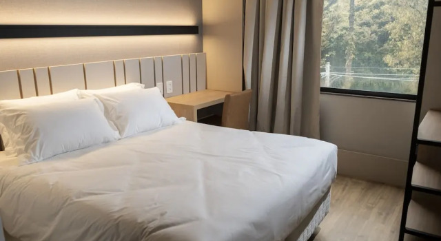 Номер Superior Plaza Hotel & Boulevard Convention - Vale dos Vinhedos