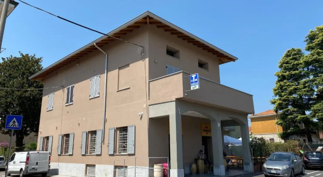 B&B Chalet, Book Chalet Villaer i Osnago, Villa
