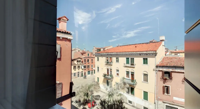 Ca' Lucia Bright Apartment in Venice, Забронировать Апартаменты/квартира Санта-Кроче Венеция, рядом с Accademia Bridge