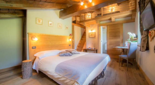 Семейный номер Standard с видом на горы VillAmour Boutique Hotel & SPA