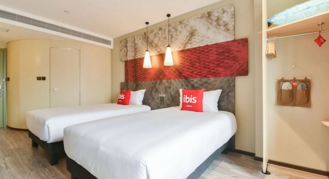 Двухместный номер Standard Ibis Xian Xingqing Palace Park Hotel