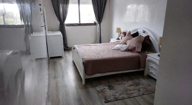Superbe appartement au parc de Mohammedia, Rezervasyon Daire Doukkala-Abda otoparklı oteller, Otopark