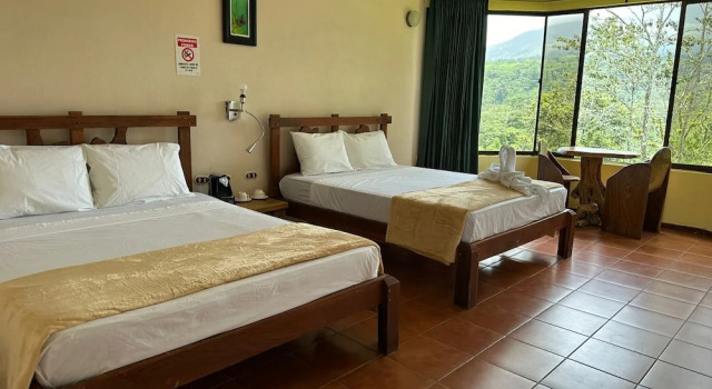 Arenal Roca Lodge, Rezerwuj Hotel Hotele w Fortuna z parkingiem, Parking