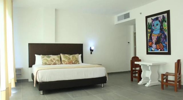Полулюкс Hotel Ventura
