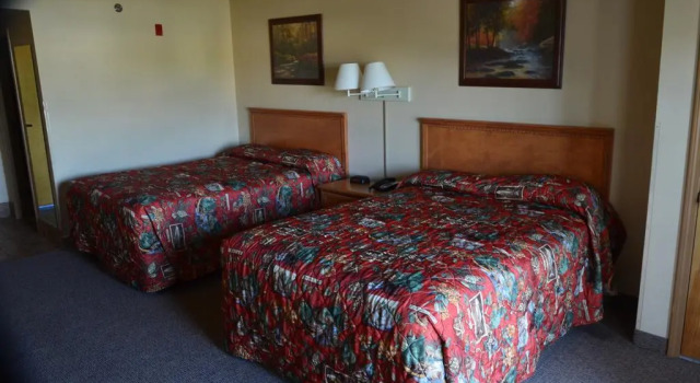Grand Smokies Resort Lodge