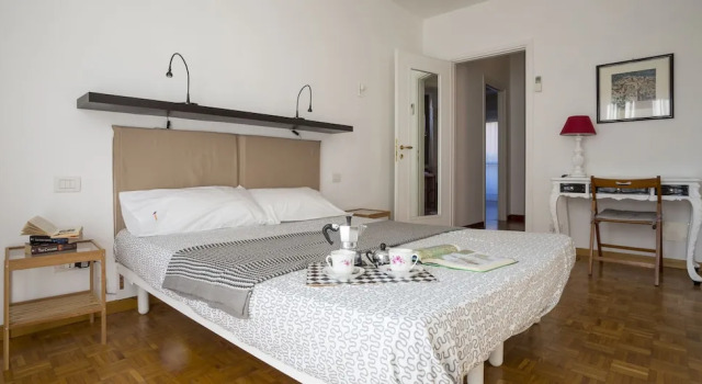 Montestella House, Book Hotel Hotels in Certosa with Parking, Parking