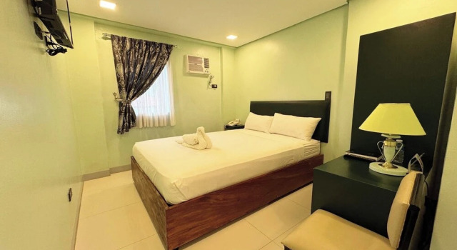 Двухместный номер Standard Belltower CSheLi Suites Bantay - Vigan