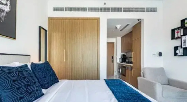 Люкс Deluxe Azizi Riviera 63 Luxe Studio with a Modern Twist