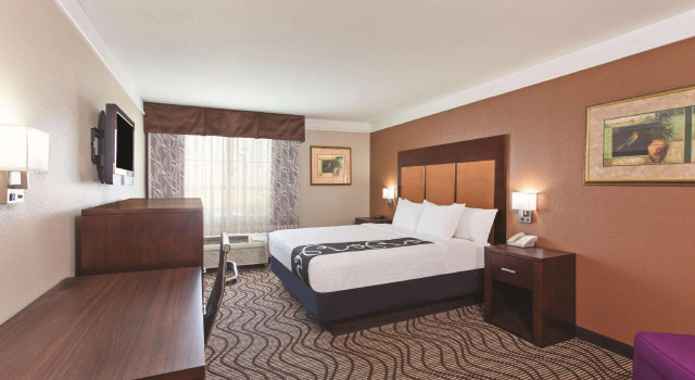 Двухместный номер Standard La Quinta by Wyndham Hesperia Victorville