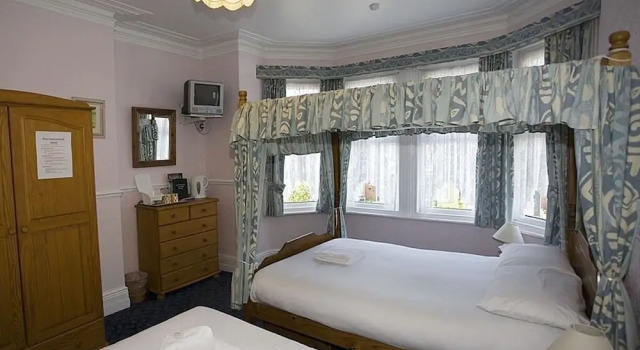 Avalon Hotel - Guest House
