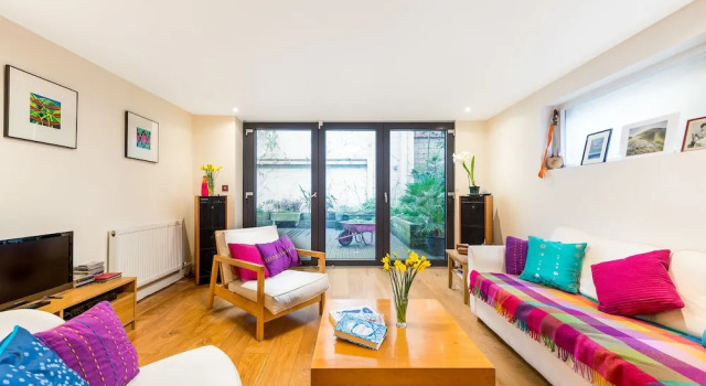 Charming Hackney Apartment with Garden, Varaa Huoneisto Asunnot kohteessa Merseyside, Huoneisto