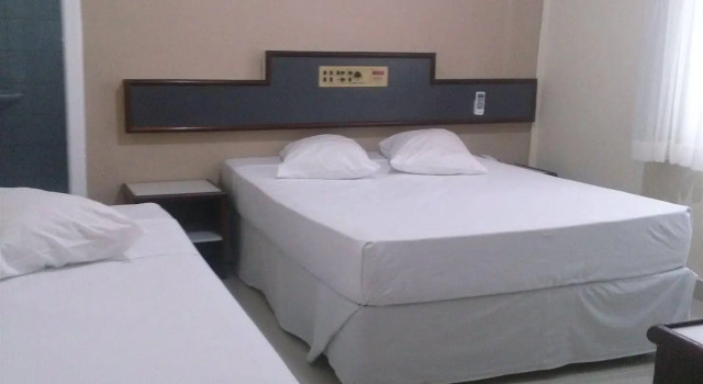 Hotel Estação Express, Забронировать Отель Отели Куритиба с парковкой, рядом с Конгресс-центр Estacao Embratel, Парковка