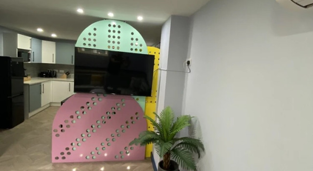 Aaron Wise - 51 Fitzhamon Apartments, Забронировать Апартаменты/квартира Апартаменты Кардиффа, рядом с Caerphilly Mountain, Апартаменты/квартира