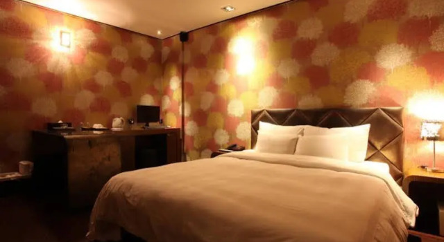 FL Hotel