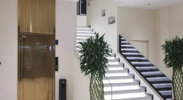 Chifeng Mobei Hotel (Yongye Square Branch), Rezerwuj Hotel Hotele w Chifeng z parkingiem, Parking