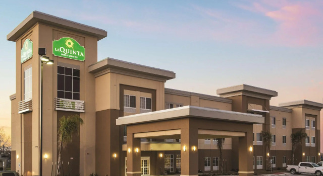 Четырёхместный номер Standard La Quinta by Wyndham Gonzales TX