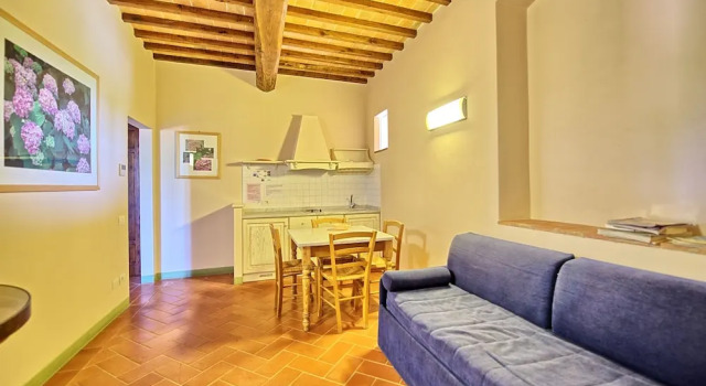 Borgo Di Vinci, Book Hotel Vinci 