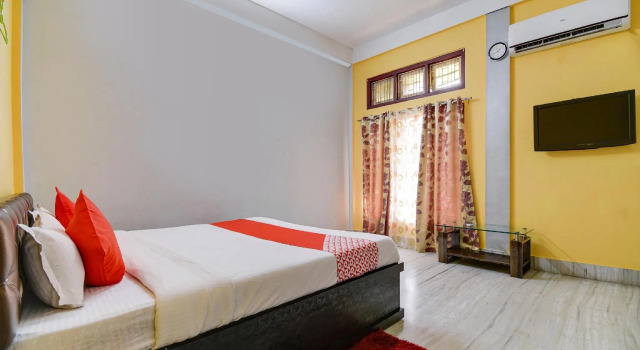 OYO 72255 Hotel N. N. Residency