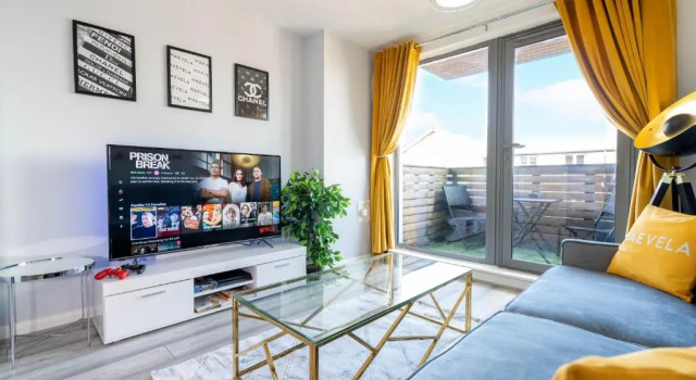 MAEVELA Apartments - Cube View City Centre Apartment - With Balcony View of The Cube - PS4 & Smart TV's, Varaa Huoneisto Asunnot kohteessa Merseyside, Huoneisto