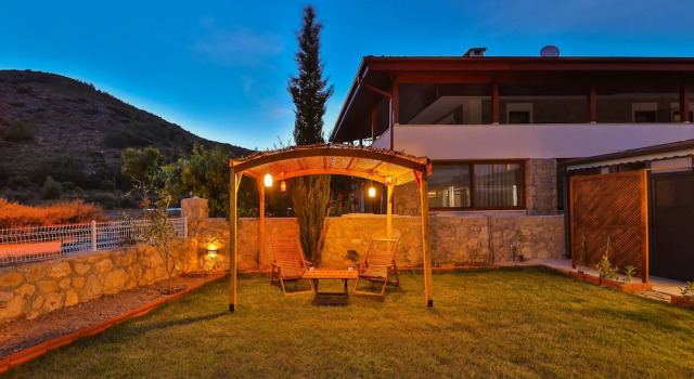 Thomas Suites Datca