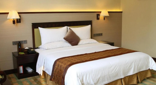 Legend International Hotel, Varaa Hotelli Hotellit Guangdong aamiaisella, Aamiainen
