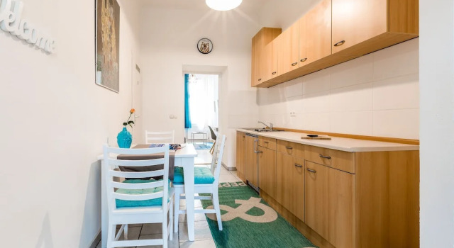 Holiday & Business Apartments 1140