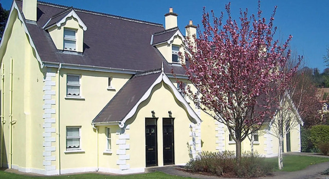 House Aughrim Tampere 15084, Rezerwuj Hotel Aughrim Wicklow County